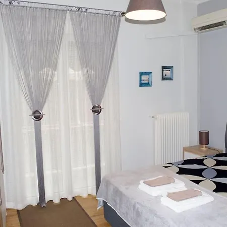 Attica Square Appartement